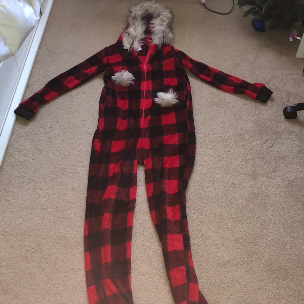 A cozy and super soft, woman’s XS onesie